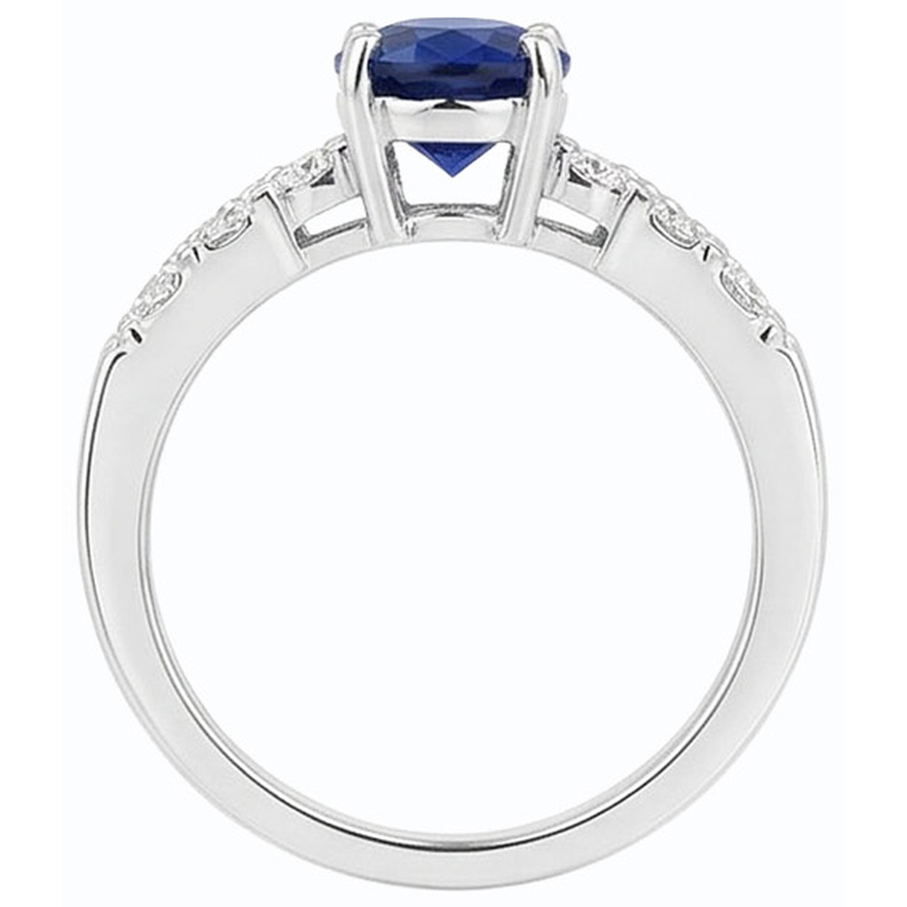 natural round sapphire 2.50ct ring close up detail