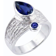natural round sapphire 2.75ct ring top view