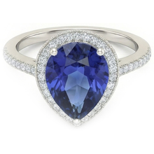 natural round sapphire 5ct ring close up detail