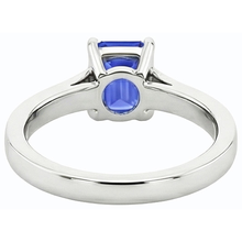 natural emerald sapphire 2ct ring profile view