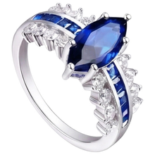 natural round sapphire 6.50ct ring top view