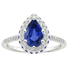 natural round sapphire 6ct ring close up detail
