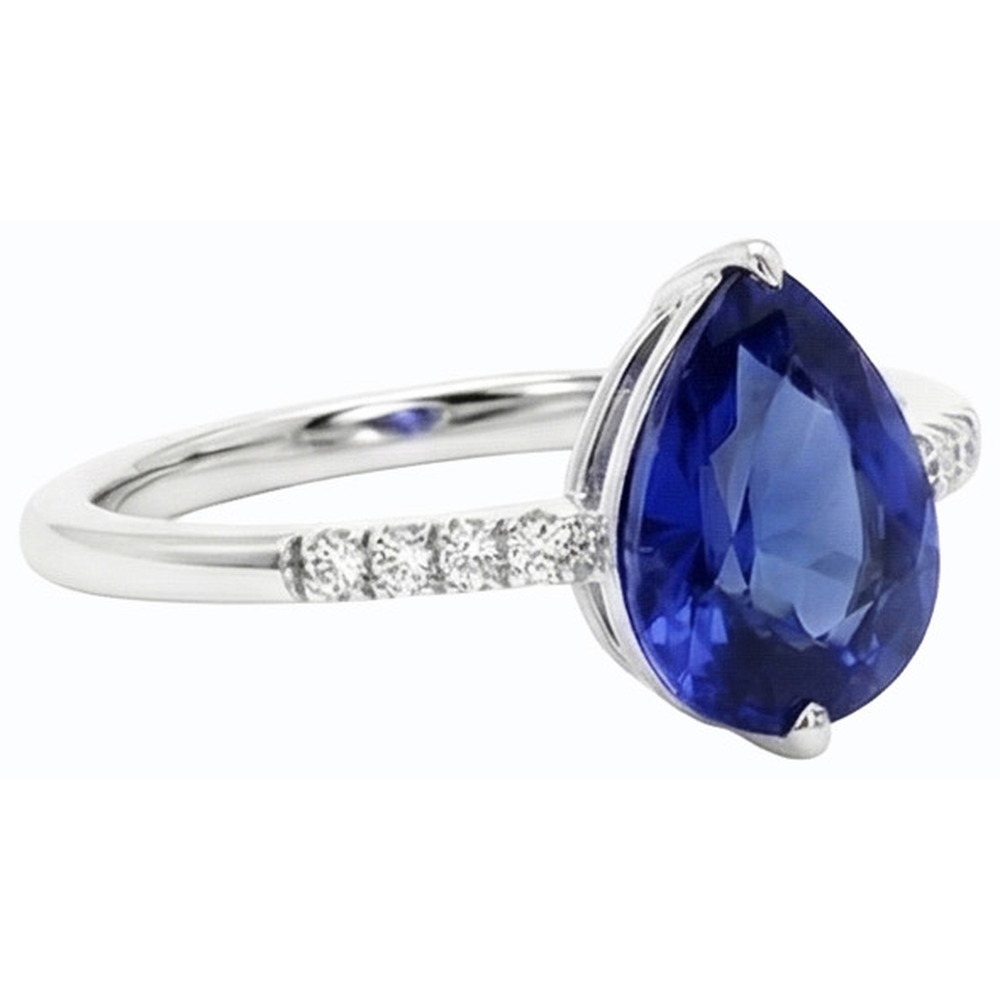 natural round sapphire 3ct ring on white background