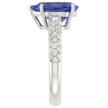 natural round sapphire 5.50ct ring on white background