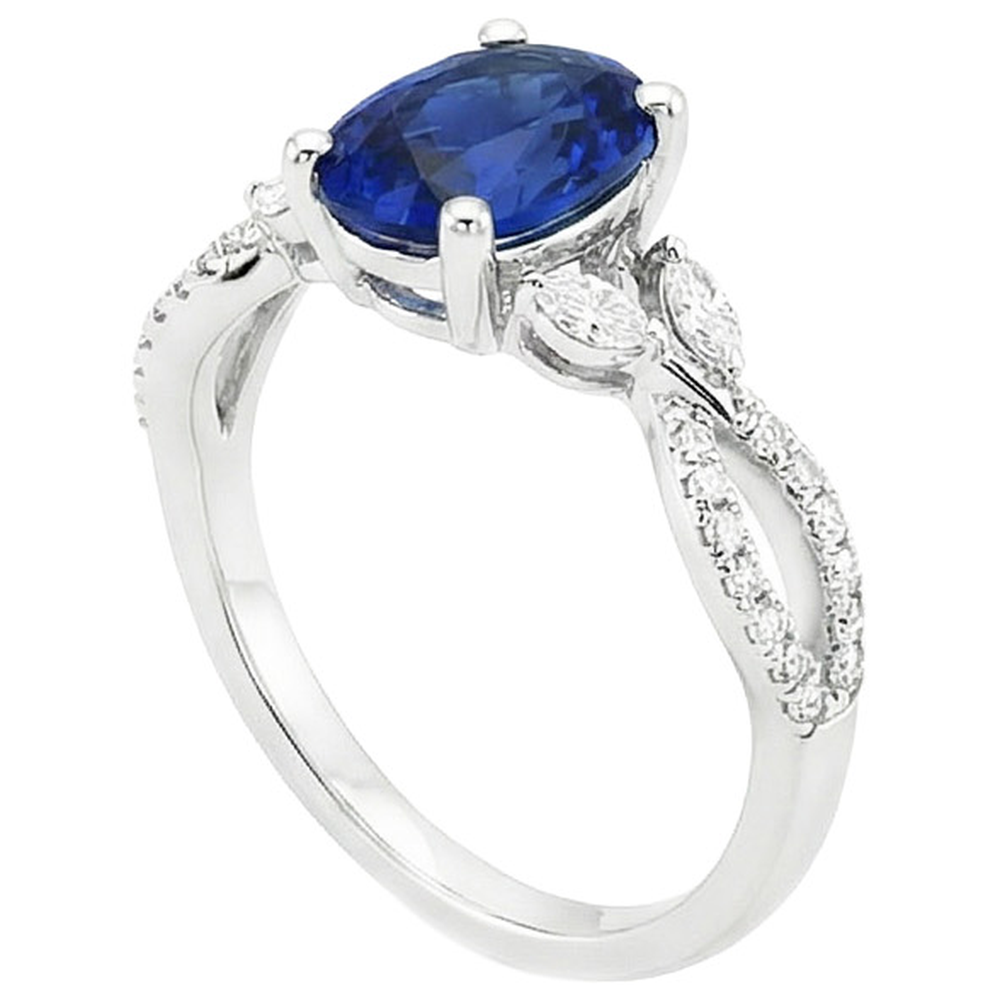 natural round sapphire 4ct ring close up detail