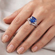 Gemstone Sapphire Fancy Ring 2 Carats Trillion Cut 14K Gold Jewellery