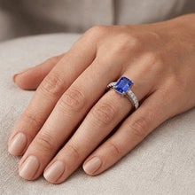 Gemstone Solitaire Emerald Ceylon Sapphire Ring With Accents 3 Carats