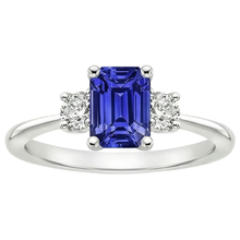 natural emerald sapphire 3.50ct ring top view