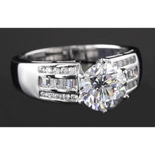 Genuine 2.75 Carats Round Diamond Thick Shank Engagement Women's Ring