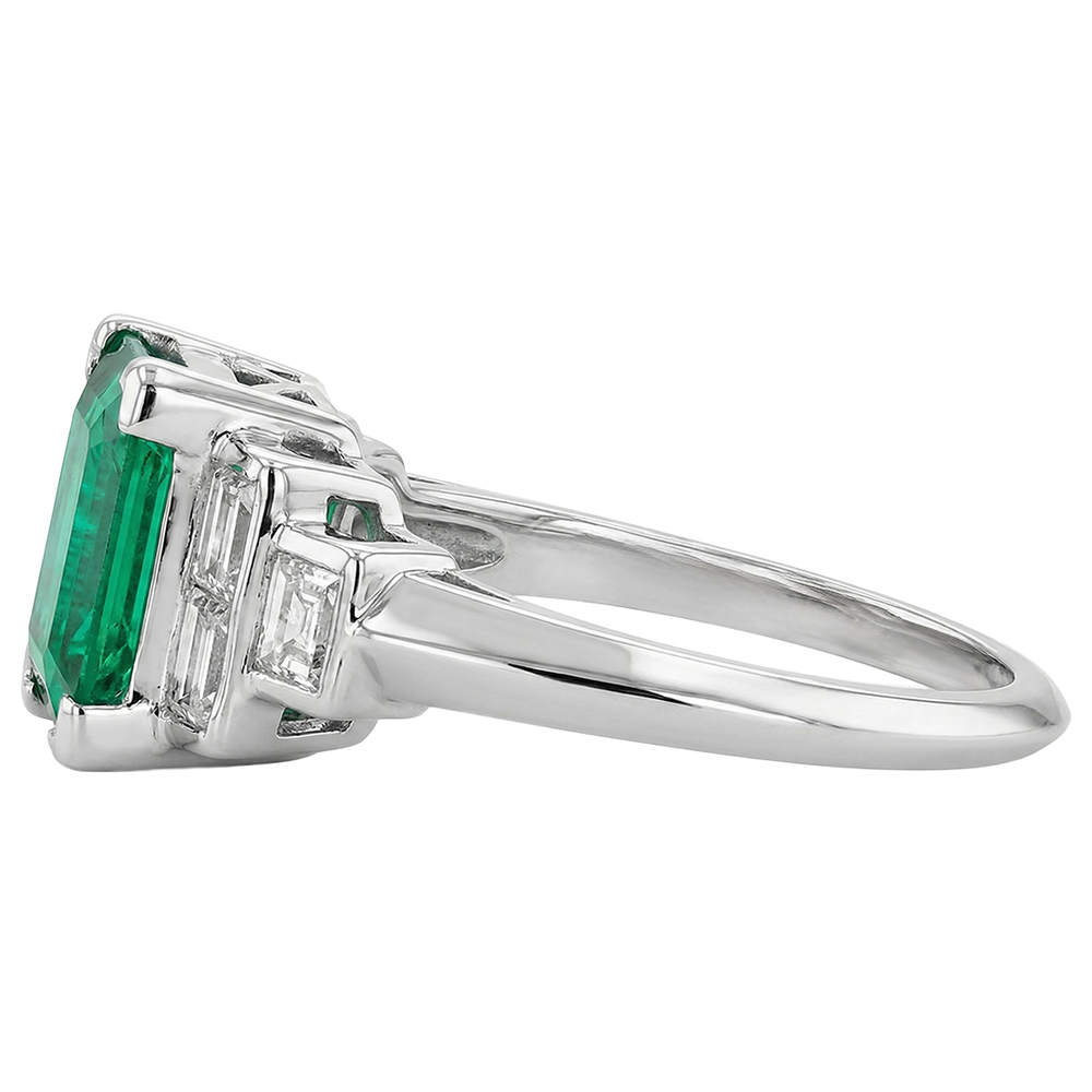 Emerald Cut Colombian Emerald ring in 14 Karat White Gold – side view