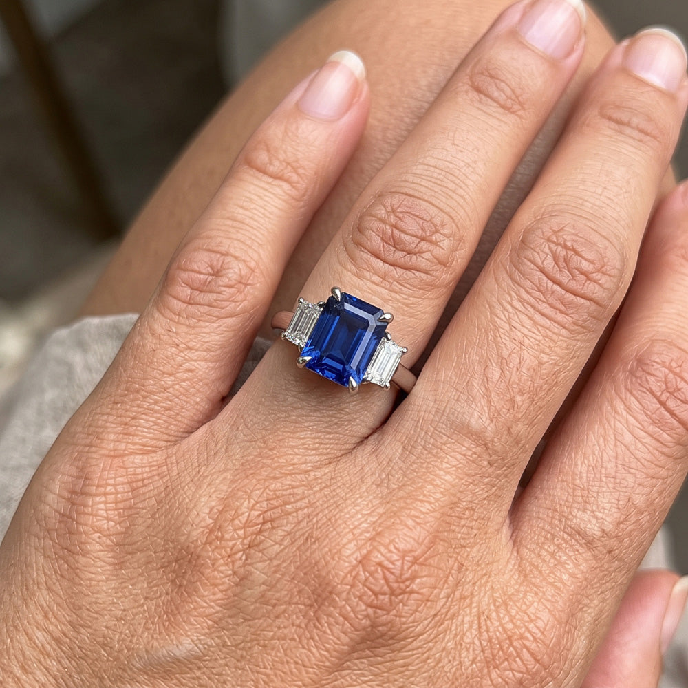 Gold Emerald 3 Stone Blue Sapphire & Natural Earth Mined Diamond Ring 3 Carats
