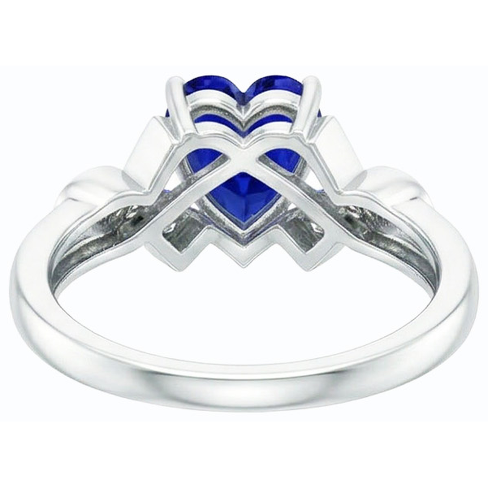 natural round sapphire 2ct ring close up detail
