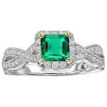 Princess Cut Emerald ring in 14 Karat Two Tone Gold – front view