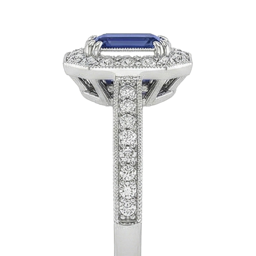 natural emerald sapphire 3.50ct ring on white background