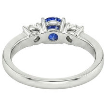 natural round sapphire 2ct ring profile view