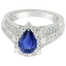 natural round sapphire 5ct ring top view
