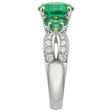 Round Brilliant Colombian Emerald ring in 14 Karat Two Tone Gold – profile view