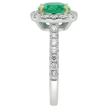 Round Brilliant Fine Emerald ring in 14K Two Tone Gold – top view