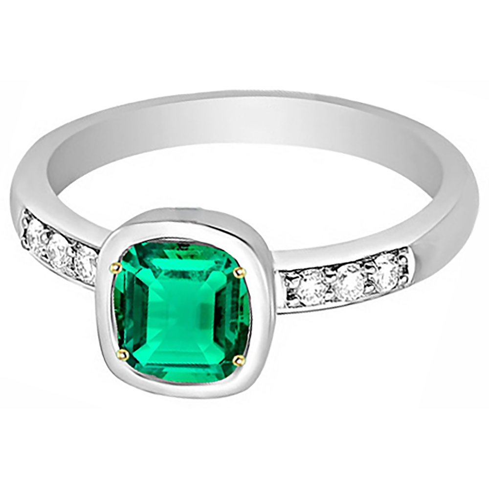 Earth-Mined Fine Emerald Precious Stone Ring – front view