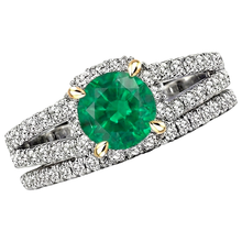 Exquisite Colombian Emerald Colored Stone Ring 2.50 ct – side view