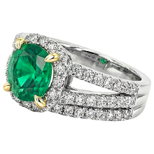 Exquisite Colored Stone Ring 2.50 ct – angle view