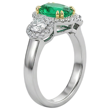 Genuine Emerald Precious Stone Ring – angle view