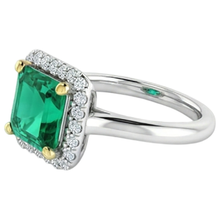 Authentic Fine Emerald Colored Stone Ring – profile view