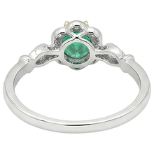 Luxury Colombian Emerald Colored Stone Ring 2 ct – back view