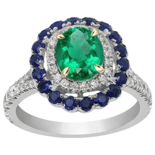 Precious Stone Ring 14 Karat Two Tone Gold with Colombian Emerald – profile view