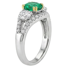 Round Cut Colombian Emerald ring in 14 Karat Two Tone Gold – top view