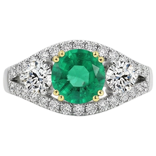 Natural Colombian Emerald Precious Stone Ring 2.50 ct 14 Karat Two Tone Gold – front view