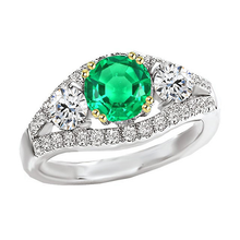 Round Cut Colombian Emerald ring in 14 Karat Two Tone Gold – main view