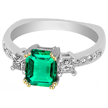 Emerald Cut Colombian Emerald ring in 14 Karat Two Tone Gold – front view