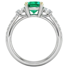 Round Brilliant Emerald ring in 14K Two Tone Gold – back view