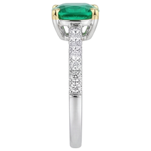 Cushion Fine Emerald ring in 14K Two Tone Gold – profile view
