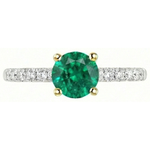 Real Emerald Gemstone Ring – side view