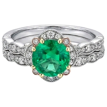 Fine Emerald Round Cut Precious Stone Ring in 14K – side view