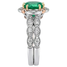 Brilliant Fine Emerald Precious Stone Ring 2.50 ct – back view
