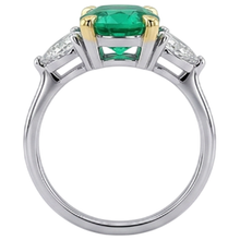 Handcrafted Gemstone Ring 1.50 ct – back view