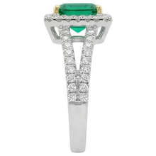 Genuine Fine Emerald Precious Stone Ring – top view