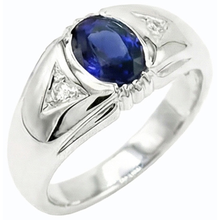 natural round sapphire 1.25ct ring side angle