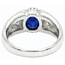 natural round sapphire 1.25ct ring top view