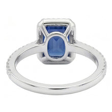 natural emerald sapphire 3ct ring profile view