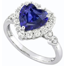 natural round sapphire 4.50ct ring close up detail