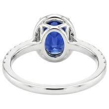 natural round sapphire 3.25ct ring side angle