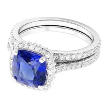 natural round sapphire 4.50ct ring top view