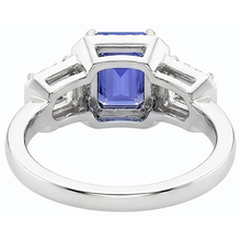 natural emerald sapphire 3ct ring on white background