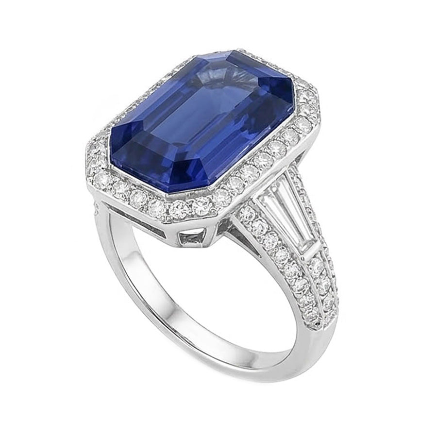 natural emerald sapphire 4ct ring close up detail