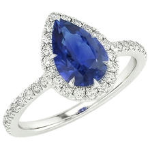 natural round sapphire 3.50ct ring close up detail