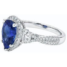 natural round sapphire 4.50ct ring on white background